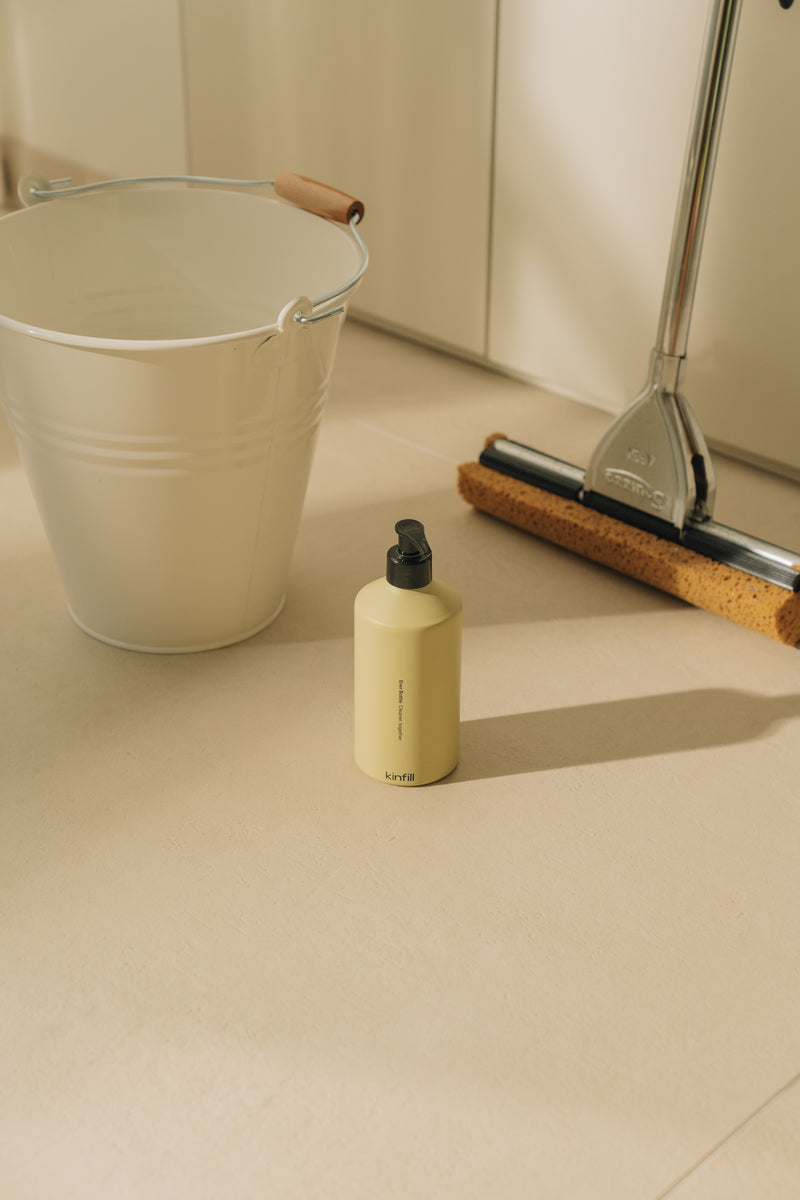 Voorkomt 12+ plastic flessen afval per jaar.